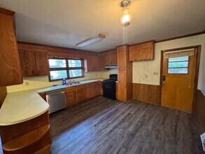 1823 Amberhill Ln in Charlotte, NC - Building Photo - Building Photo