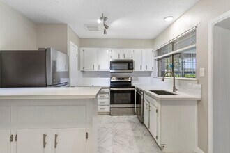 6602 Indian Lake Dr in Missouri City, TX - Building Photo - Building Photo