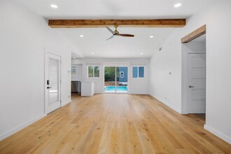 5303 Beechmoor Dr in Austin, TX - Building Photo - Building Photo