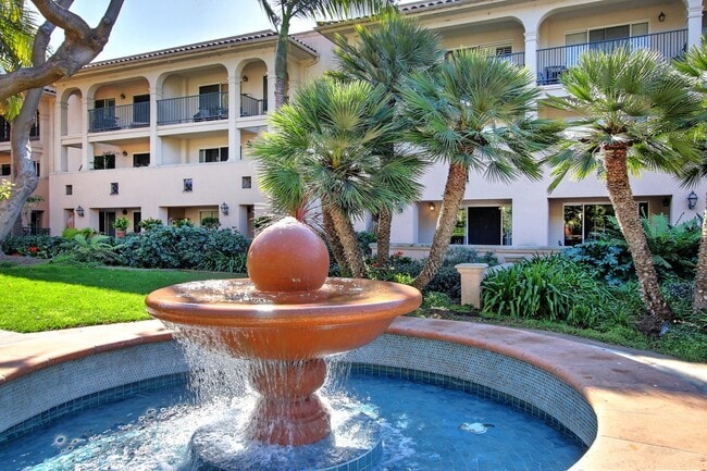 property at 404 Por La Mar Cir