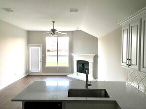 2692 Lake Ridge Dr in Little Elm, TX - Building Photo - Building Photo