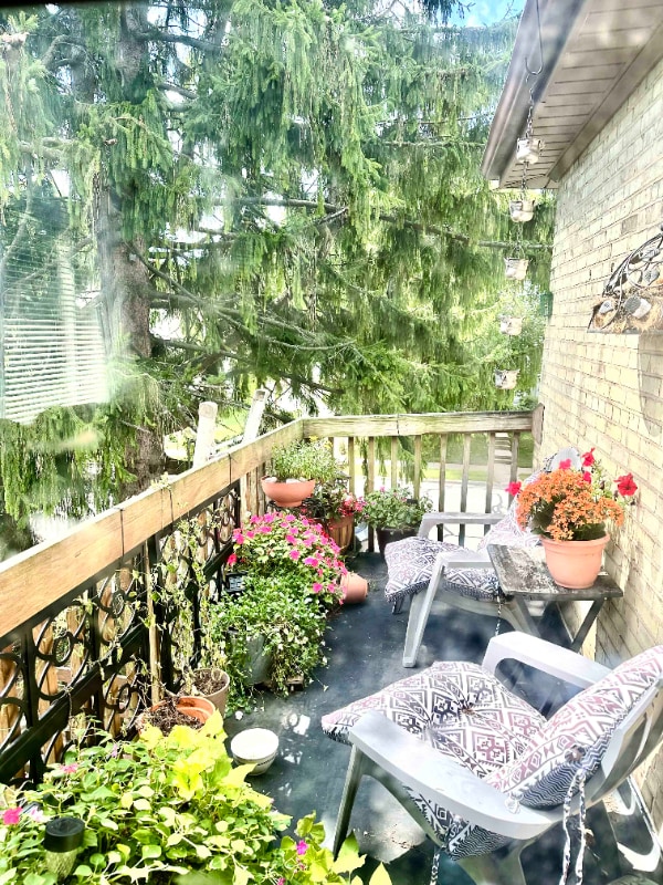 229 E Van Buren St