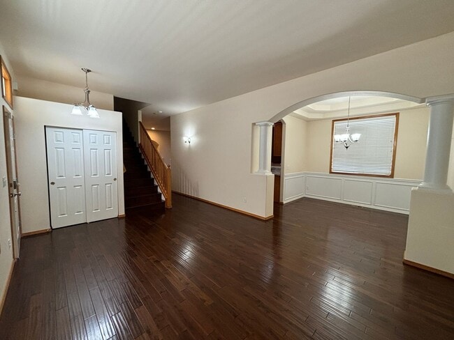 Spacious 4-Bedroom Family Home in Creeksid in Bothell, WA - Building Photo - Building Photo