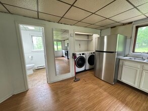 114 Vega St in Jamestown, NY - Building Photo - Building Photo