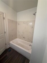 3308 Clematis St in New Orleans, LA - Foto de edificio - Building Photo