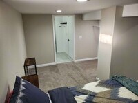 5 17th Ave SW, Unit Furnished Basement Apt in Minot, ND - Foto de edificio - Building Photo