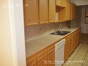2016 S 5th St in McAllen, TX - Building Photo - Building Photo