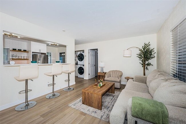 4249 8th Ave N in St. Petersburg, FL - Building Photo - Building Photo