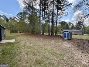 2720 Sapphire St in College Park, GA - Building Photo - Building Photo