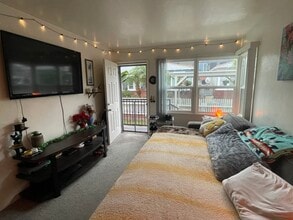 4982 Cape May Ave in San Diego, CA - Building Photo - Building Photo