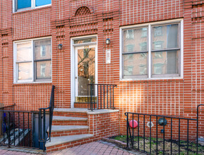 229 Willow Ave in Hoboken, NJ - Building Photo - Building Photo