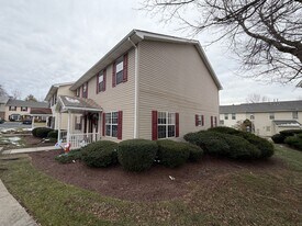 854 Patrick Henry Dr in Blacksburg, VA - Building Photo