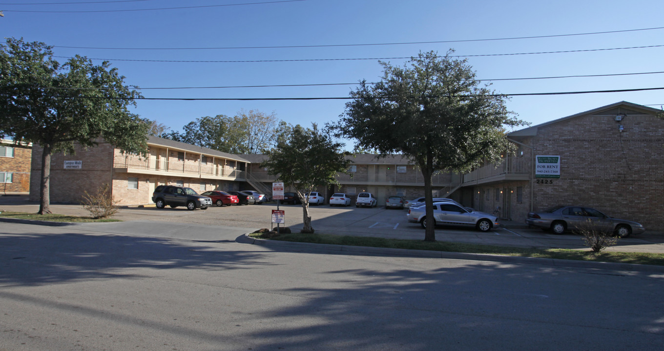 Campus Walk Apartments in Denton, TX - Building Photo