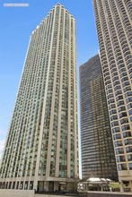 195 N Harbor Dr, Unit 3107 in Chicago, IL - Building Photo - Building Photo