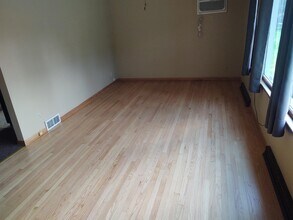 881 Columbus St in Sun Prairie, WI - Building Photo - Building Photo