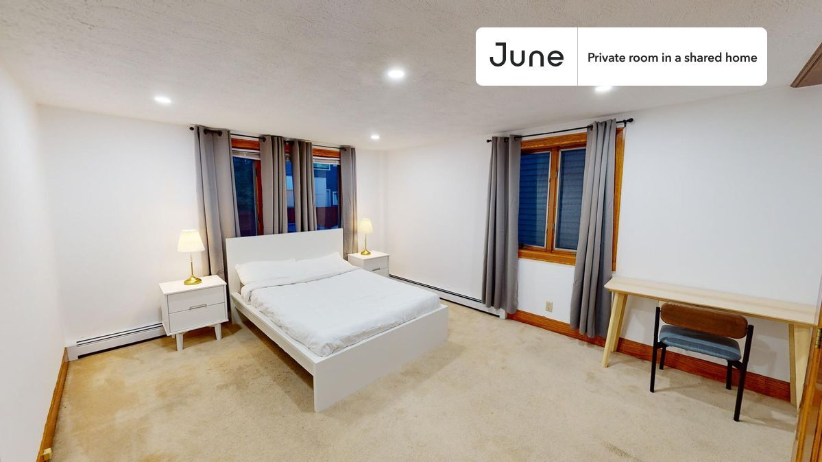 Private bedroom in 5 bed/2 bath Home in Cambridge, MA - Building Photo