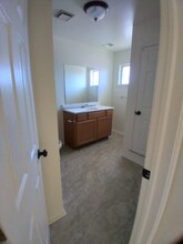 1868 N Main St in Royal Oak, MI - Foto de edificio - Building Photo