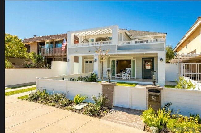 property at 632 Glorietta Blvd