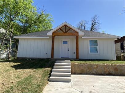 property at 408 E Day St