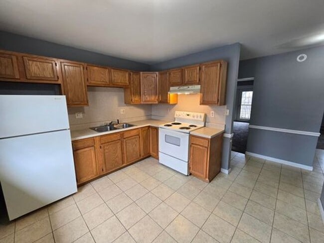 property at 418 E Bryan St