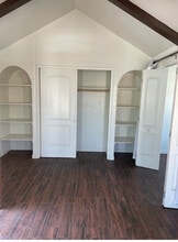 206 Nieto Ave, Unit B in Long Beach, CA - Foto de edificio - Building Photo