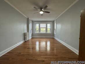 1263 Commonwealth Ave in Boston, MA - Building Photo - Building Photo