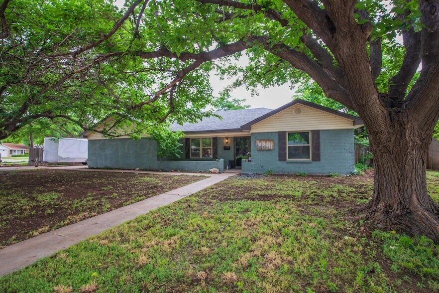 3301 Palmetto Trail in Amarillo, TX - Building Photo