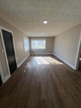 5 Lake St in Williamstown, KY - Building Photo - Building Photo