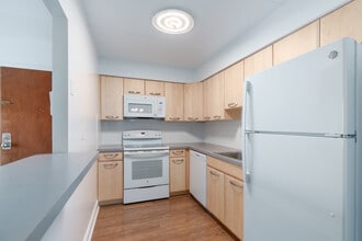 Bridgewater Apartments in Brookhaven, PA - Foto de edificio - Interior Photo