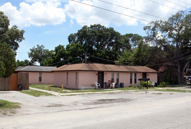 1517 E 142nd Ave in Tampa, FL - Building Photo - Building Photo