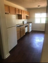 615 Emerald Dr in Fayetteville, NC - Building Photo - Building Photo