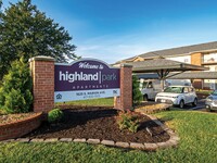 Highland Park in Springfield, MO - Foto de edificio - Building Photo