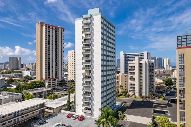 Makiki Manor in Honolulu, HI - Building Photo - Building Photo