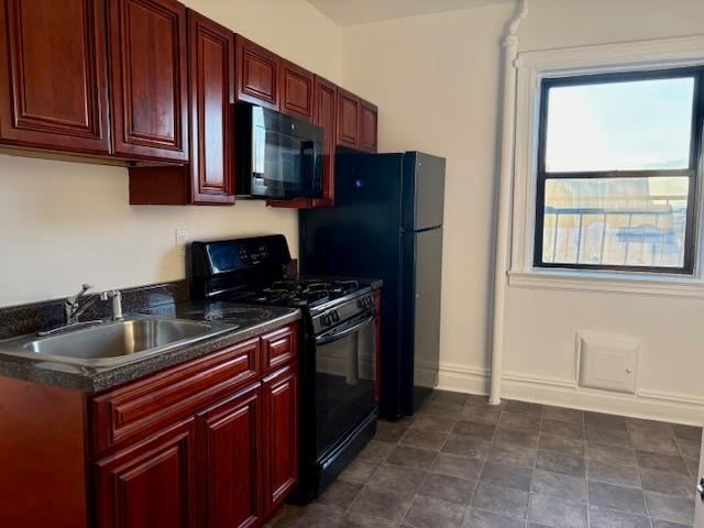 84 W 25th St in Bayonne, NJ - Building Photo - Building Photo