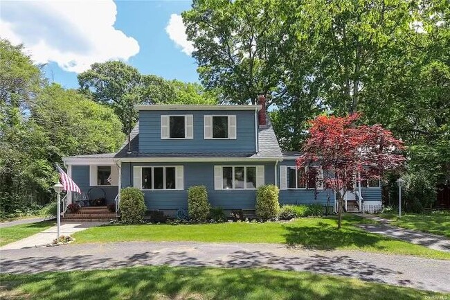 property at 53 N Evergreen Dr