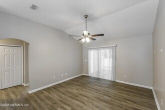 9441 Harrier Ct in Jacksonville, FL - Building Photo - Building Photo