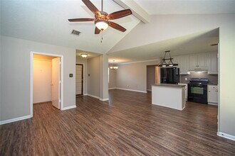 16384 Sun View Ln in Conroe, TX - Building Photo - Building Photo