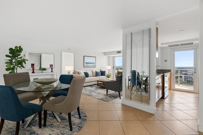 2841 N Ocean Blvd in Fort Lauderdale, FL - Building Photo - Building Photo