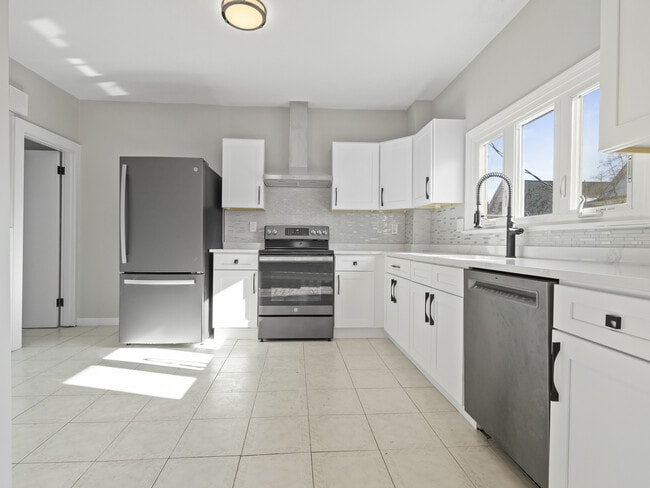 42 William St, Unit 42 in Medford, MA - Building Photo - Building Photo