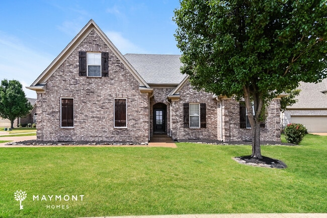 property at 2842 S Cherry Dr