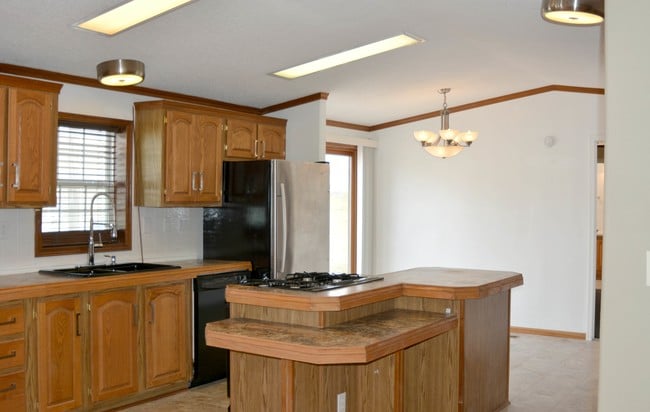 4212 E 29th St in Des Moines, IA - Building Photo - Building Photo