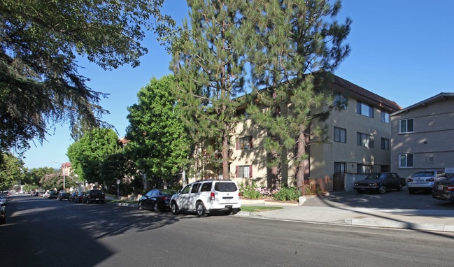 501 East Santa Anita in Burbank, CA - Foto de edificio - Building Photo