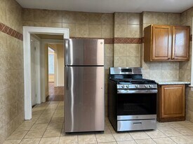 1503 State St in New Haven, CT - Building Photo