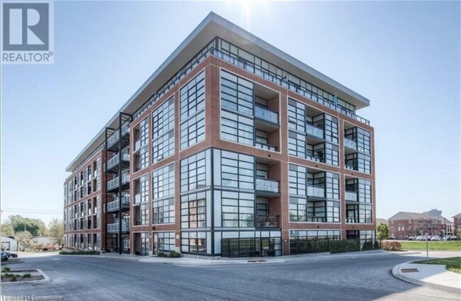 15 Prince Albert Blvd