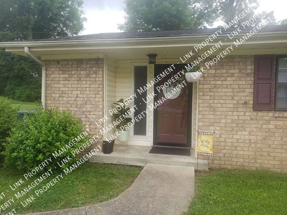 7150 Holland Ln-Unit -7150 Holland Lane in Chattanooga, TN - Building Photo