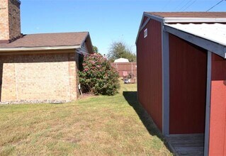 124 Juanita Ave in Wills Point, TX - Building Photo - Building Photo