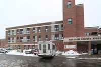 Abraham Lincoln Apartments in Rochester, NY - Foto de edificio - Building Photo