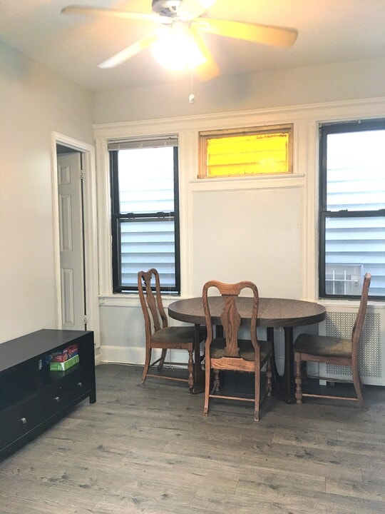 812 Pavonia Ave, Unit #B in Jersey City, NJ - Building Photo