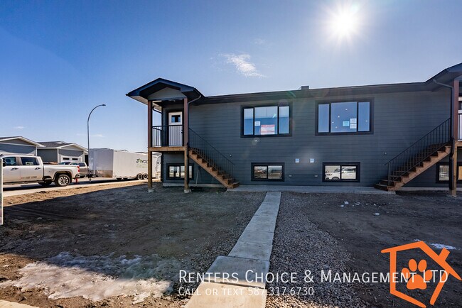 5624-56243 43 Ave in Taber, AB - Building Photo - Building Photo