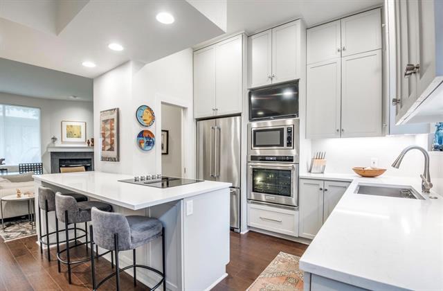 3940 Buena Vista St in Dallas, TX - Building Photo
